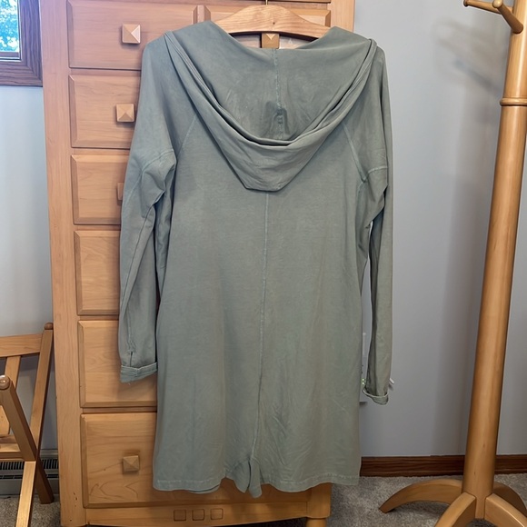 EUC Free People Movement XS Hot Shot Long Sleeve Romper - Picture 6 of 7